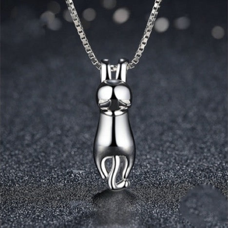 "Love Mommy" Cat Necklace